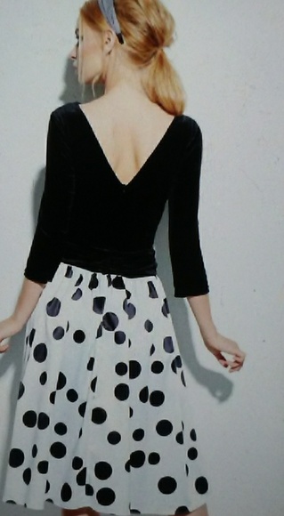 Dress V velvet bodice dress - Picture 3 of 10